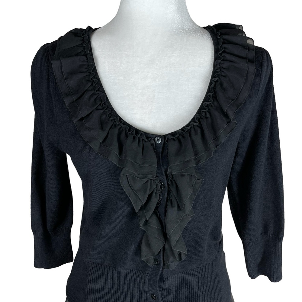 ELLE LADY LUXE RUFFLE BUTTON DOWN SWEATER IN SIZE SMALL NWT